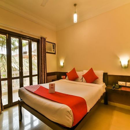 Ginger Tree Resort At The Beach Candolim Bagian luar foto