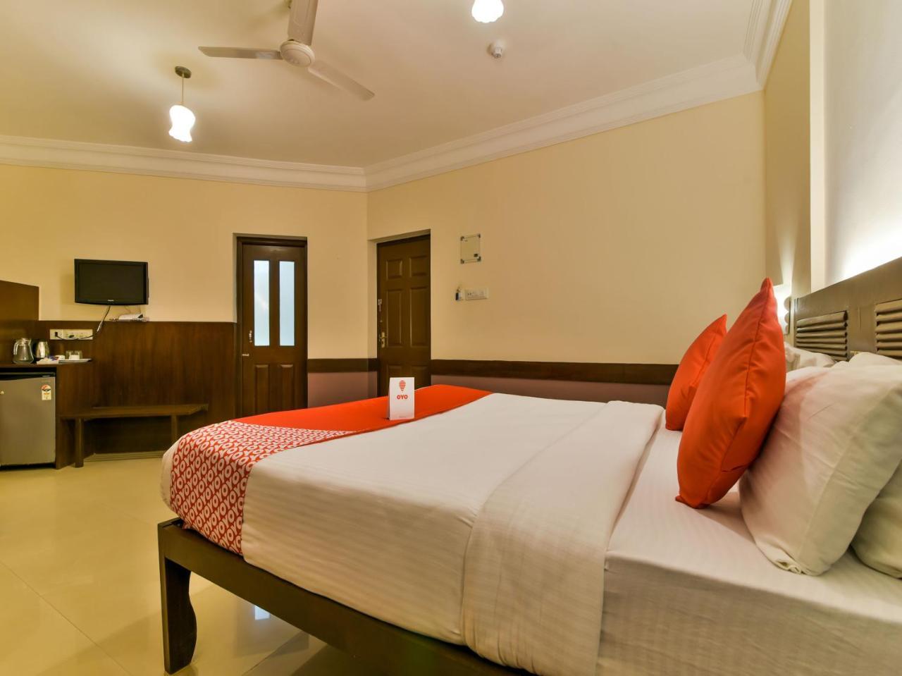 Ginger Tree Resort At The Beach Candolim Bagian luar foto